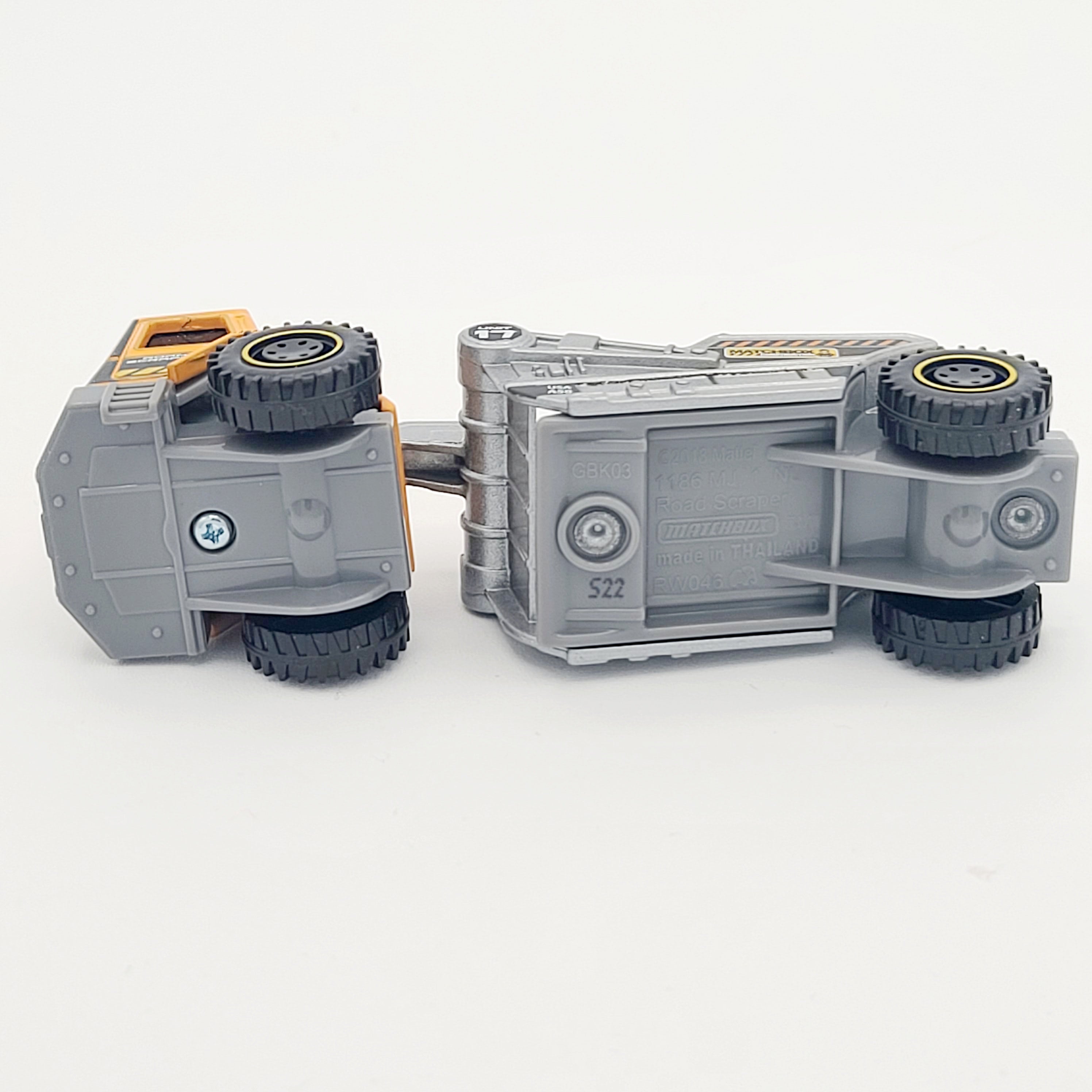 Matchbox Road Scraper "Matchbox Construction" (2023 Real Working Rigs)